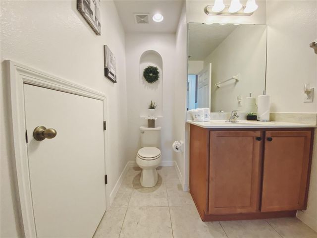 7996 EDGEWOOD FOREST DRIVE, Orlando, FL 32827
