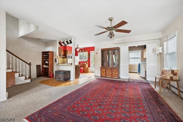 45 W Bertrand Rd, Mount Arlington Boro, NJ 07856