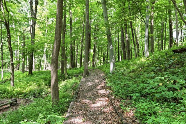 8820 Mud Creek Road, Indianapolis, IN 46256