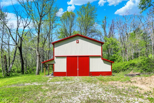8820 Mud Creek Road, Indianapolis, IN 46256