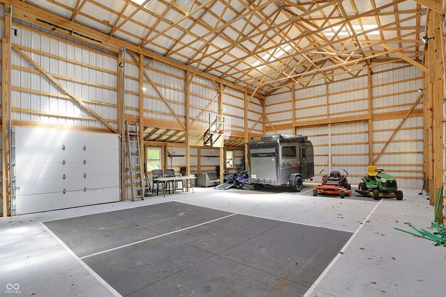 8820 Mud Creek Road, Indianapolis, IN 46256