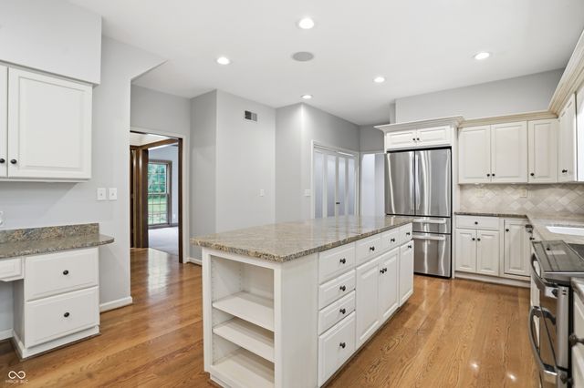 8820 Mud Creek Road, Indianapolis, IN 46256