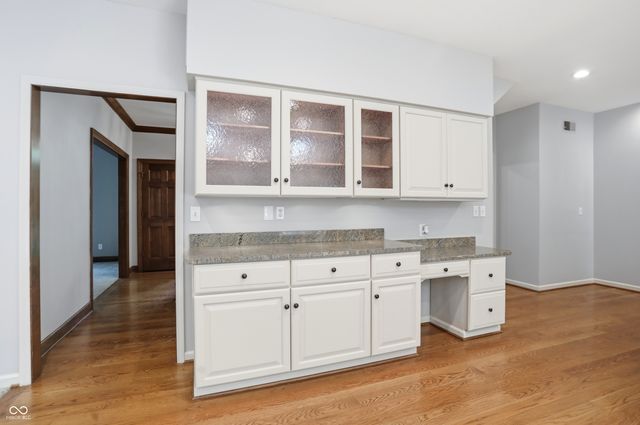 8820 Mud Creek Road, Indianapolis, IN 46256