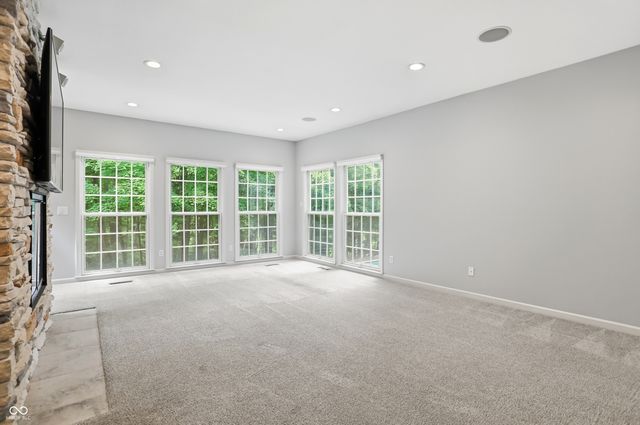 8820 Mud Creek Road, Indianapolis, IN 46256