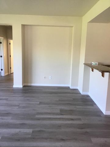 1963 Bonavista Way, Sacramento, CA 95832