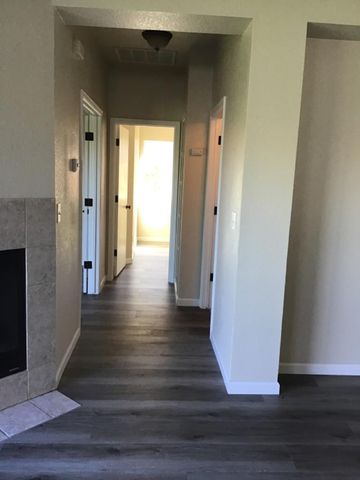 1963 Bonavista Way, Sacramento, CA 95832