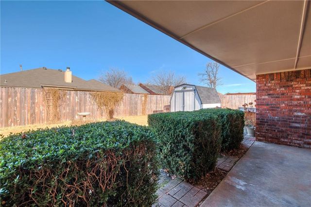 1205 SW 133rd Place, Oklahoma City, OK 73170