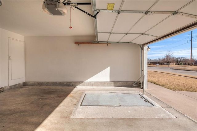 1205 SW 133rd Place, Oklahoma City, OK 73170