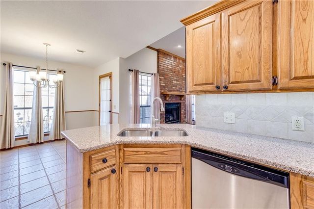 1205 SW 133rd Place, Oklahoma City, OK 73170