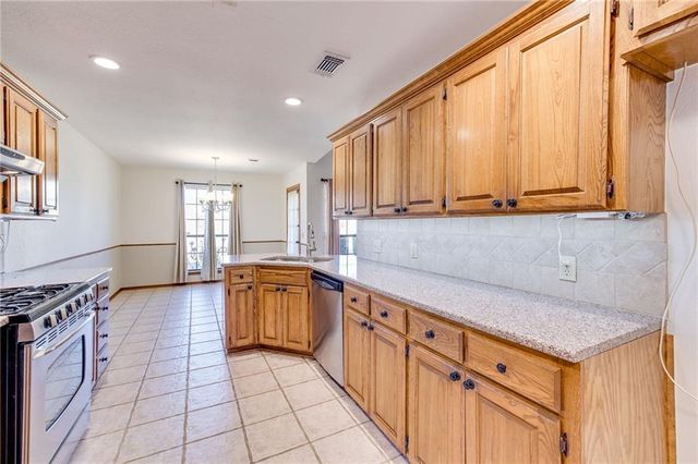 1205 SW 133rd Place, Oklahoma City, OK 73170