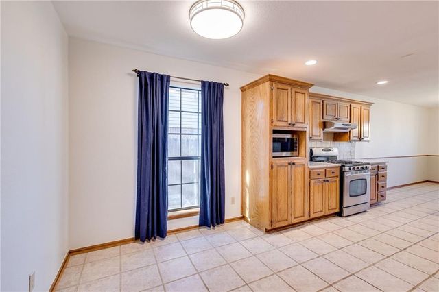 1205 SW 133rd Place, Oklahoma City, OK 73170