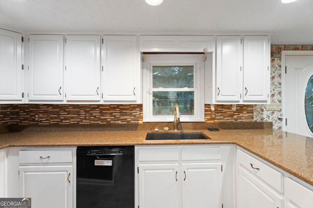 22 Flat Rock Road, Stockbridge, GA 30281