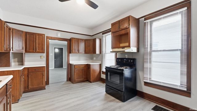 1719 Sinclair Street, Fort Wayne, IN 46808