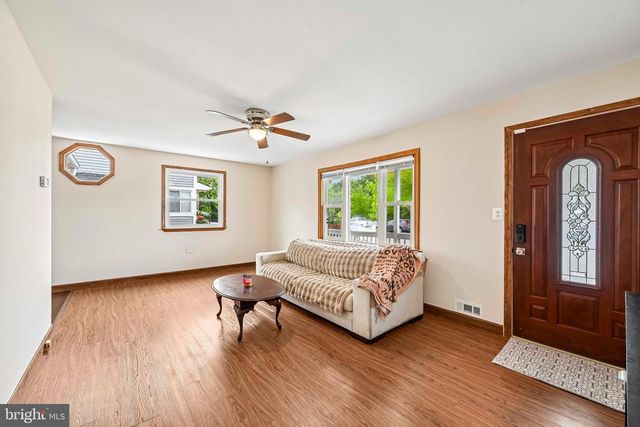 1710 PLEASANTVILLE DR, Glen Burnie, MD 21061