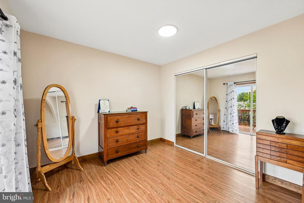 Image 28 of property listing at 1710 PLEASANTVILLE DR, Glen Burnie, MD 21061