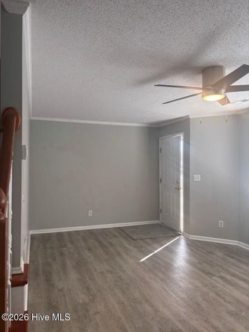 3813 E Vancroft Circle D1, Winterville, NC 28590