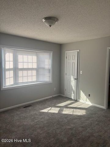 3813 E Vancroft Circle D1, Winterville, NC 28590