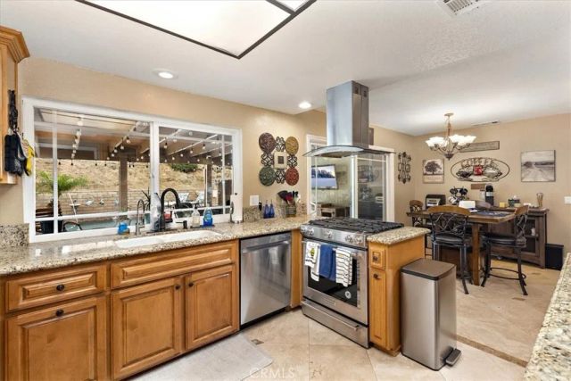 5721 Peacock, Riverside, CA 92505