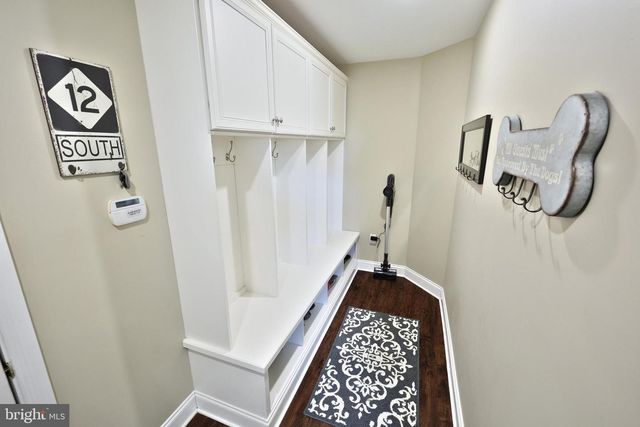 4203 BRITAIN DR, York, PA 17402