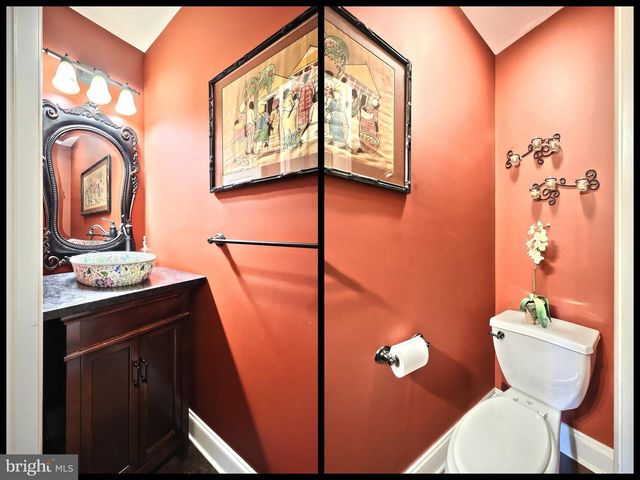 4203 BRITAIN DR, York, PA 17402