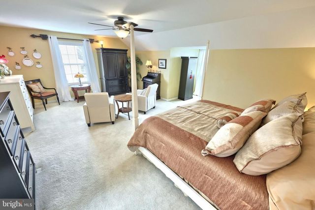 4203 BRITAIN DR, York, PA 17402