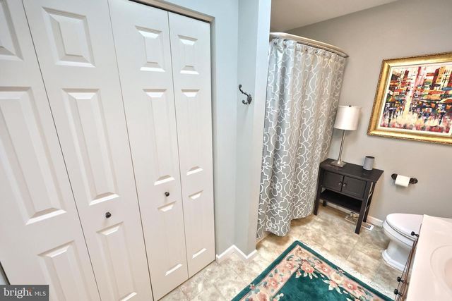 4203 BRITAIN DR, York, PA 17402