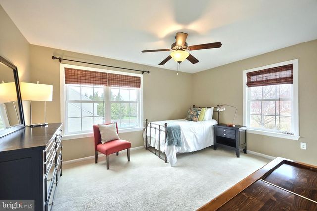 4203 BRITAIN DR, York, PA 17402