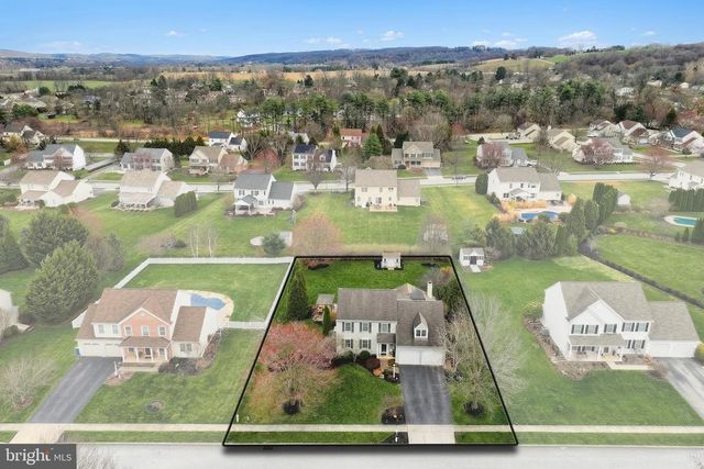 4203 BRITAIN DR, York, PA 17402