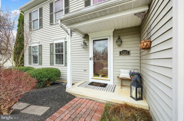 4203 BRITAIN DR, York, PA 17402