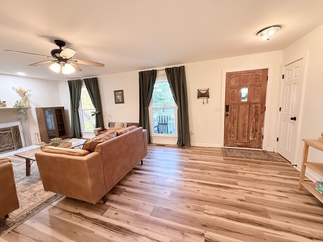 6023 Wayman Dunn Rd, Springfield, TN 37172