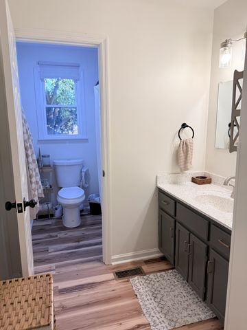 6023 Wayman Dunn Rd, Springfield, TN 37172