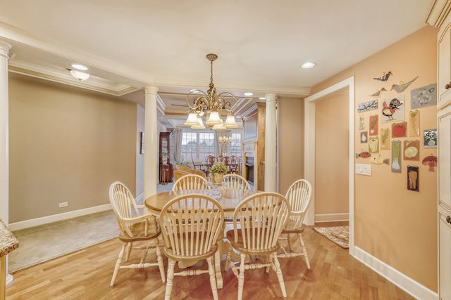 10 E Burlington Street 3B, Riverside, IL 60546