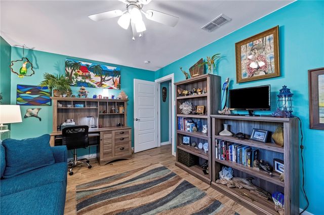 1806 Baywood Dr, Rockport, TX 78382