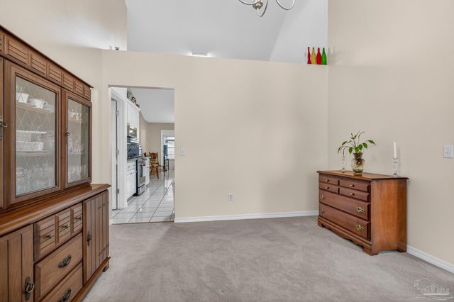 2230 Dovefield Dr, Pensacola, FL 32534