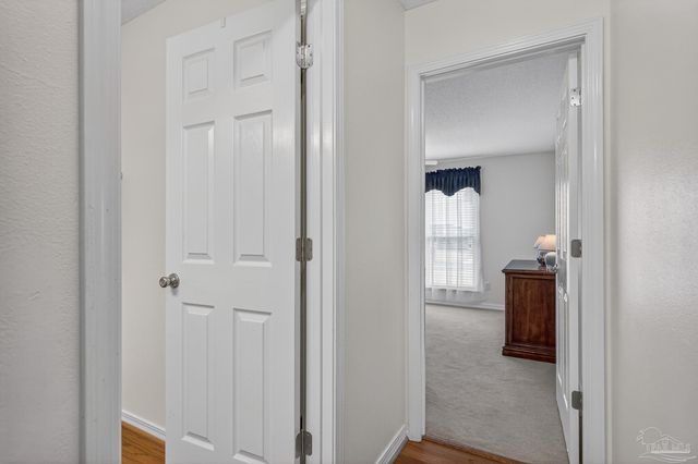 2230 Dovefield Dr, Pensacola, FL 32534