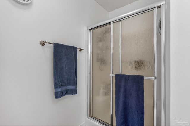 2230 Dovefield Dr, Pensacola, FL 32534