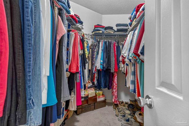 2230 Dovefield Dr, Pensacola, FL 32534