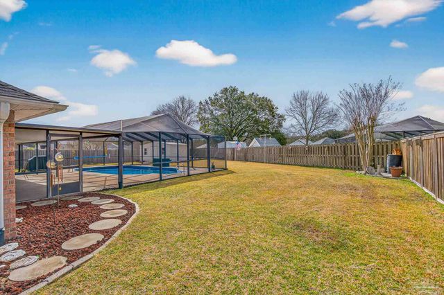 2230 Dovefield Dr, Pensacola, FL 32534