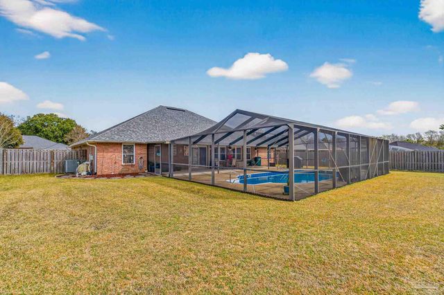 2230 Dovefield Dr, Pensacola, FL 32534