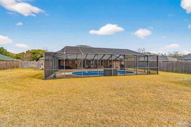 2230 Dovefield Dr, Pensacola, FL 32534