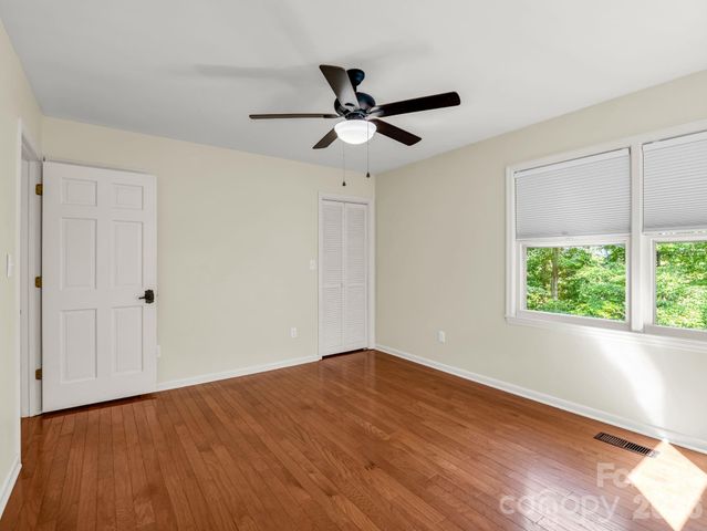 93 Dogwood Court, Tryon, NC 28782