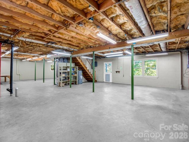 93 Dogwood Court, Tryon, NC 28782