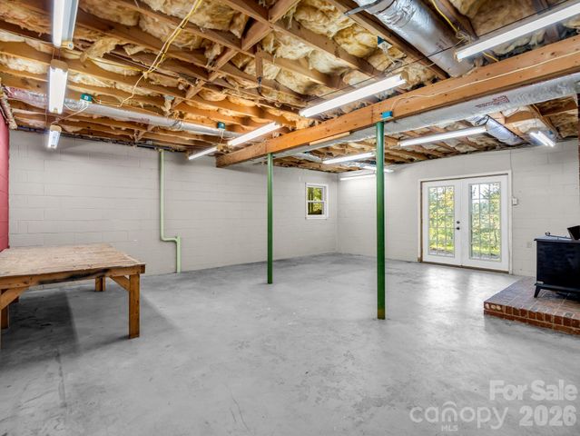 93 Dogwood Court, Tryon, NC 28782