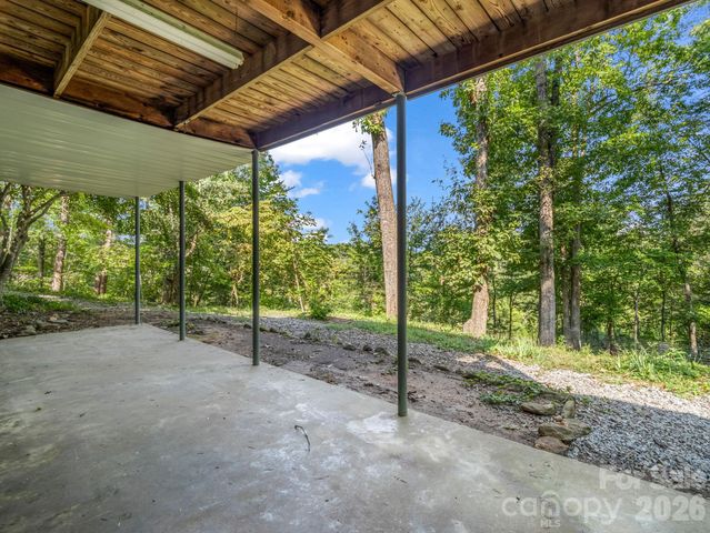 93 Dogwood Court, Tryon, NC 28782
