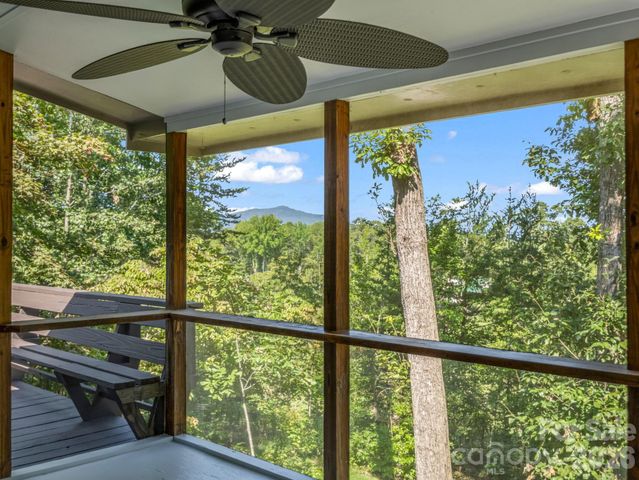 93 Dogwood Court, Tryon, NC 28782