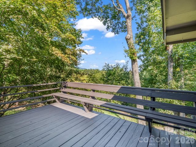 93 Dogwood Court, Tryon, NC 28782