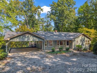93 Dogwood Court, Tryon, NC 28782