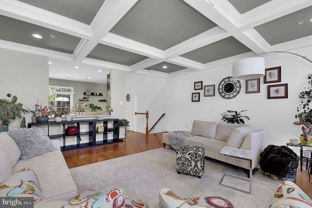 303 GARDEN VIEW SQ, Rockville, MD 20850