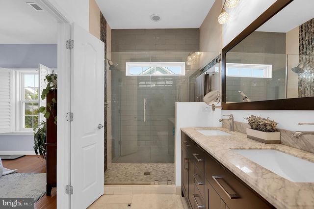 303 GARDEN VIEW SQ, Rockville, MD 20850