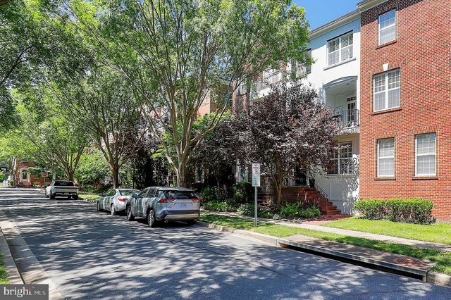 303 GARDEN VIEW SQ, Rockville, MD 20850